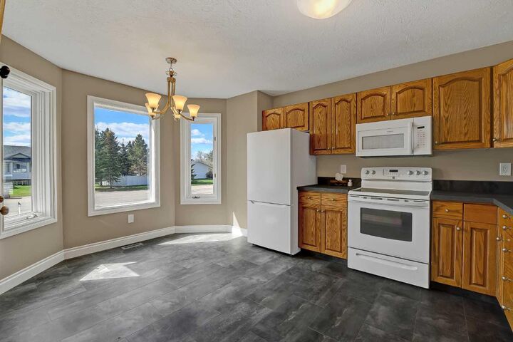 Property Photo: 10108 106 Street AB T0H 2C0
