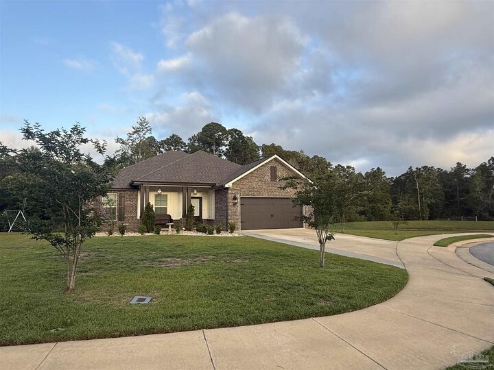 Property Photo:  3060 Mountain Laurel Tr  FL 32533 