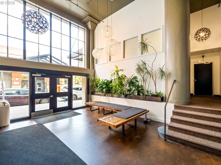 Property Photo: 1314 NW Irving St 612 OR 97209