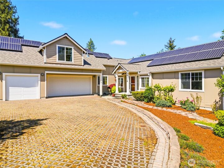 Property Photo:  5018  Pleasant Glade Road NE  WA 98516 