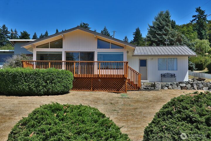 Property Photo: 4135 Lovely Road WA 98236