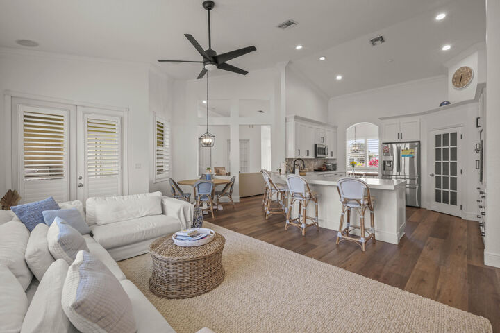 Property Photo:  15705 Meadow Wood Drive  FL 33414 