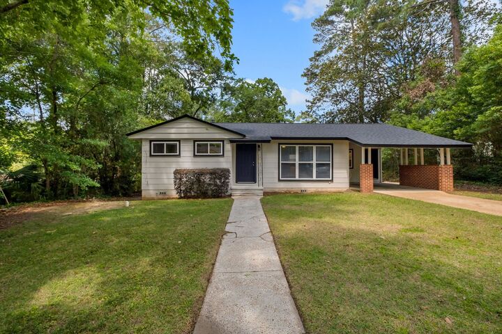Property Photo:  944 Spottswood Drive  FL 32308 