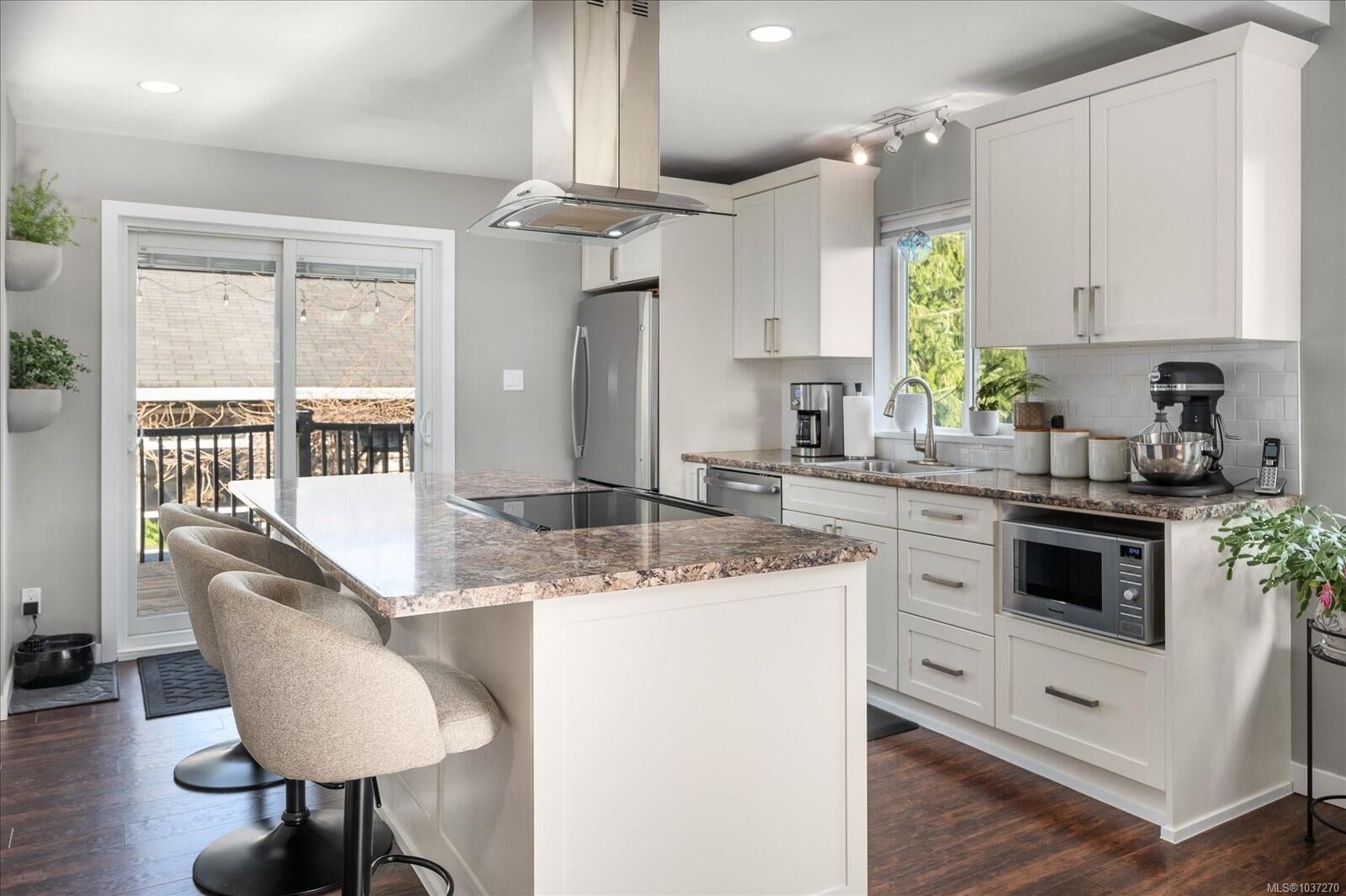 Property Photo:  2121 Lexington Pl  BC V9N 9C5 