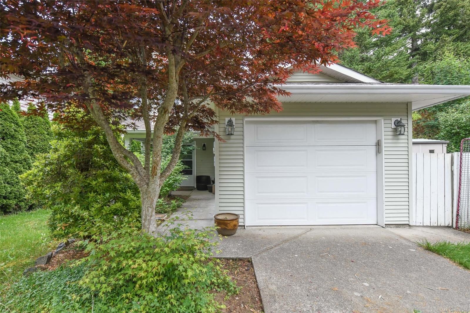 Property Photo:  2238 Tamarack Dr  BC V9N 9C1 