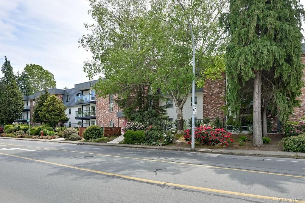 Property Photo:  1725 Cedar Hill Cross Rd 105  BC V8P 2P8 
