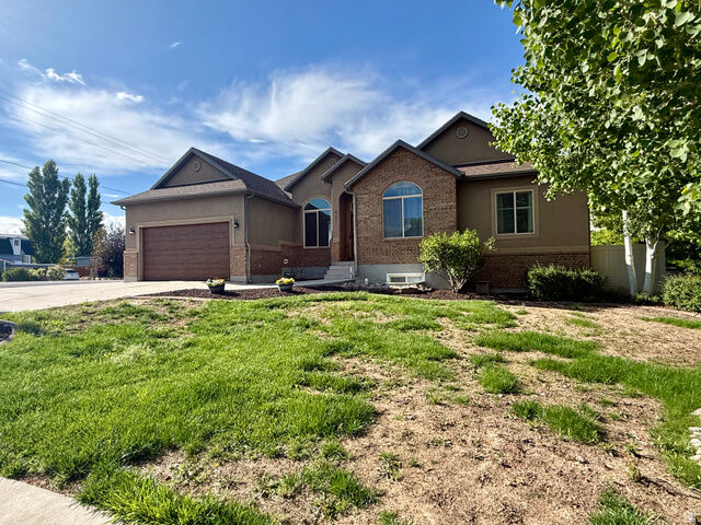 Property Photo: 488 W 1070 S UT 84078