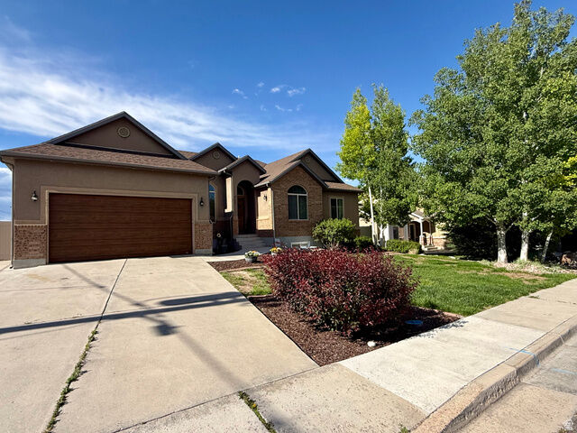 Property Photo:  488 W 1070 S  UT 84078 