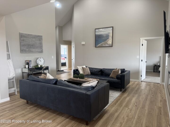 Property Photo: 1234 9th Street SW ND 58854