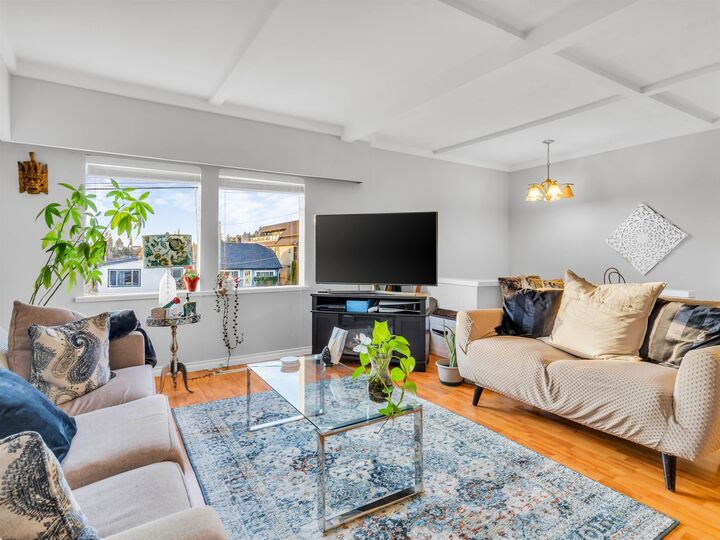 852 Stevens Street — photo 1