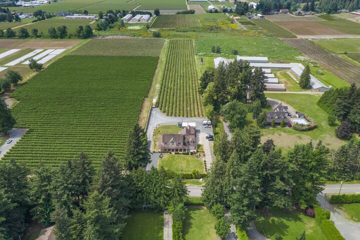 Property Photo: 1189 Gladwin Road BC V2T 5Y4