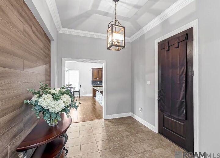 Property Photo:  4084 Stonewall Dr  LA 70710 