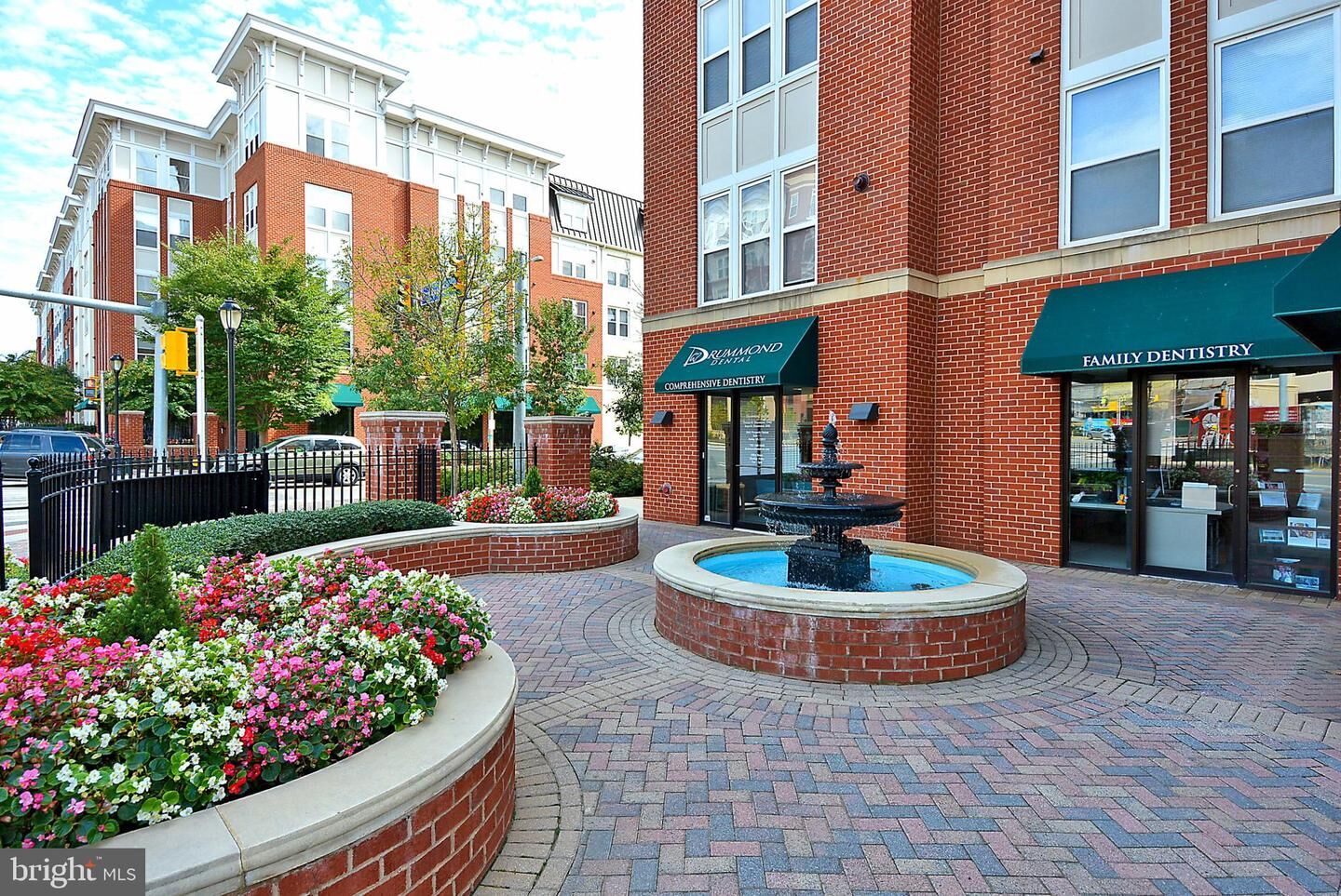 Property Photo:  2665 Prosperity Avenue 447  VA 22031 