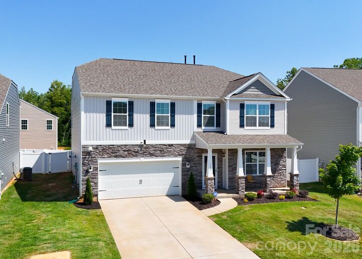 Property Photo:  149 Giant Oak Avenue  NC 28677 
