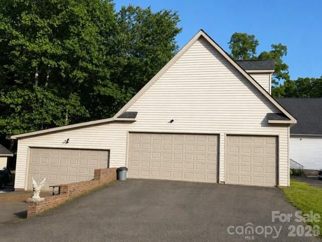 Property Photo: 5865 Faith Road NC 28146