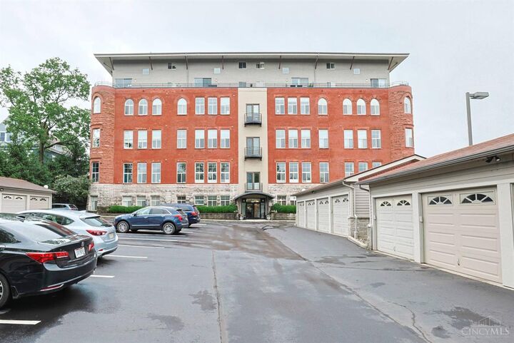 Property Photo:  2700 Ashland Avenue  OH 45206 