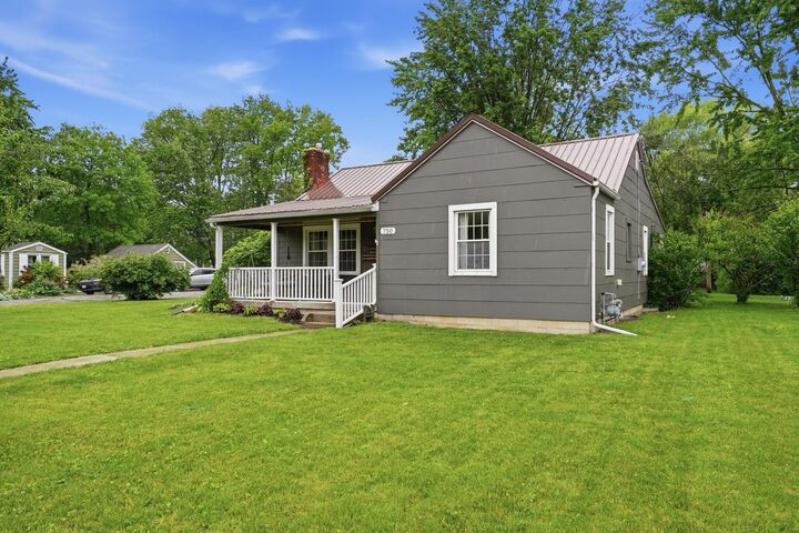 Property Photo:  750 W 9th Street  OH 43040 