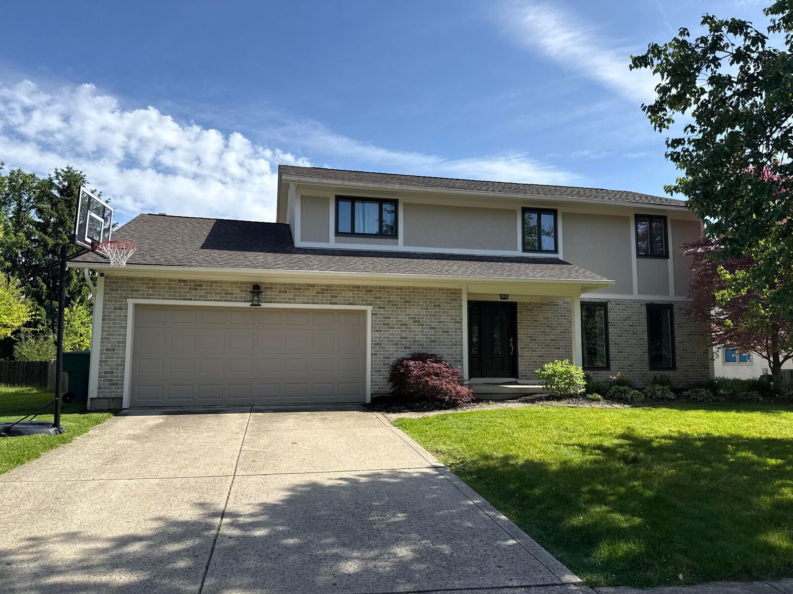 Property Photo: 2061 Stowbridge Road OH 43016