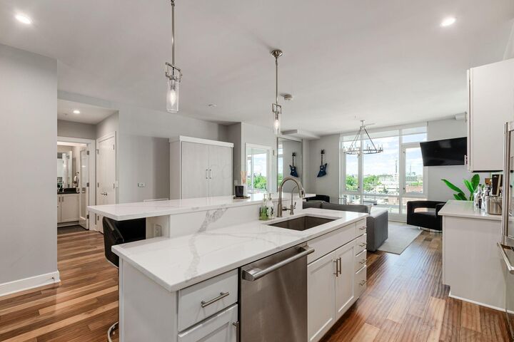 Property Photo:  1145 N High N Street  OH 43201 