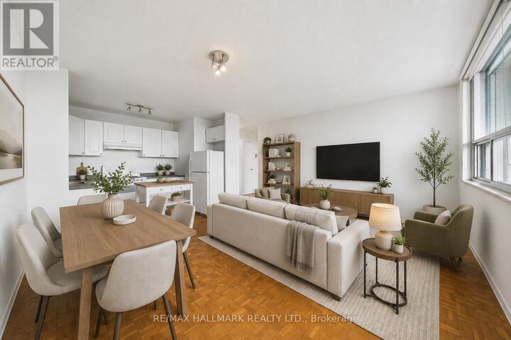 Property Photo:  40 Homewood Avenue 3112  ON M4Y 2K2 