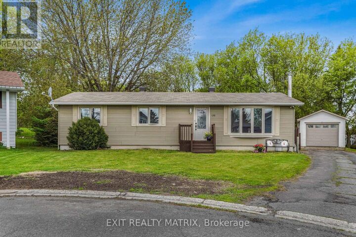 Property Photo:  136 Martel Crescent  ON K0B 1R0 