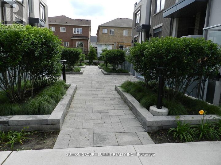 Property Photo:  3066 Sixth Line 344  ON L6M 1P8 