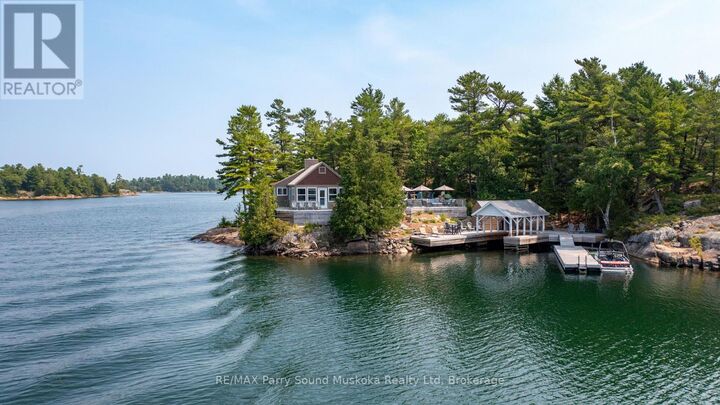 2 A258 Island — photo 1
