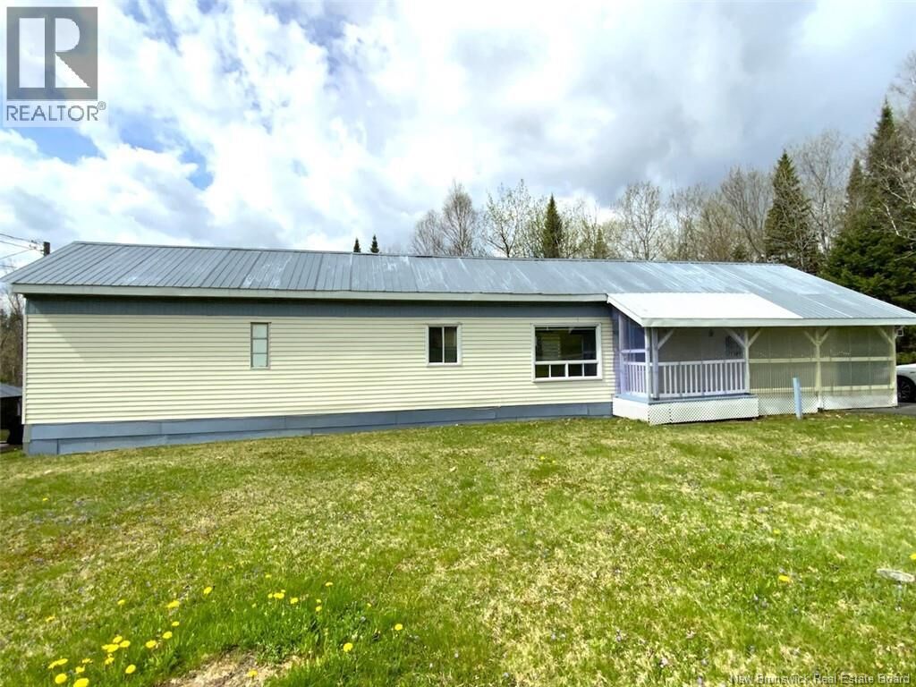 Property Photo:  98 Des érables Avenue  NB E7A 2C1 