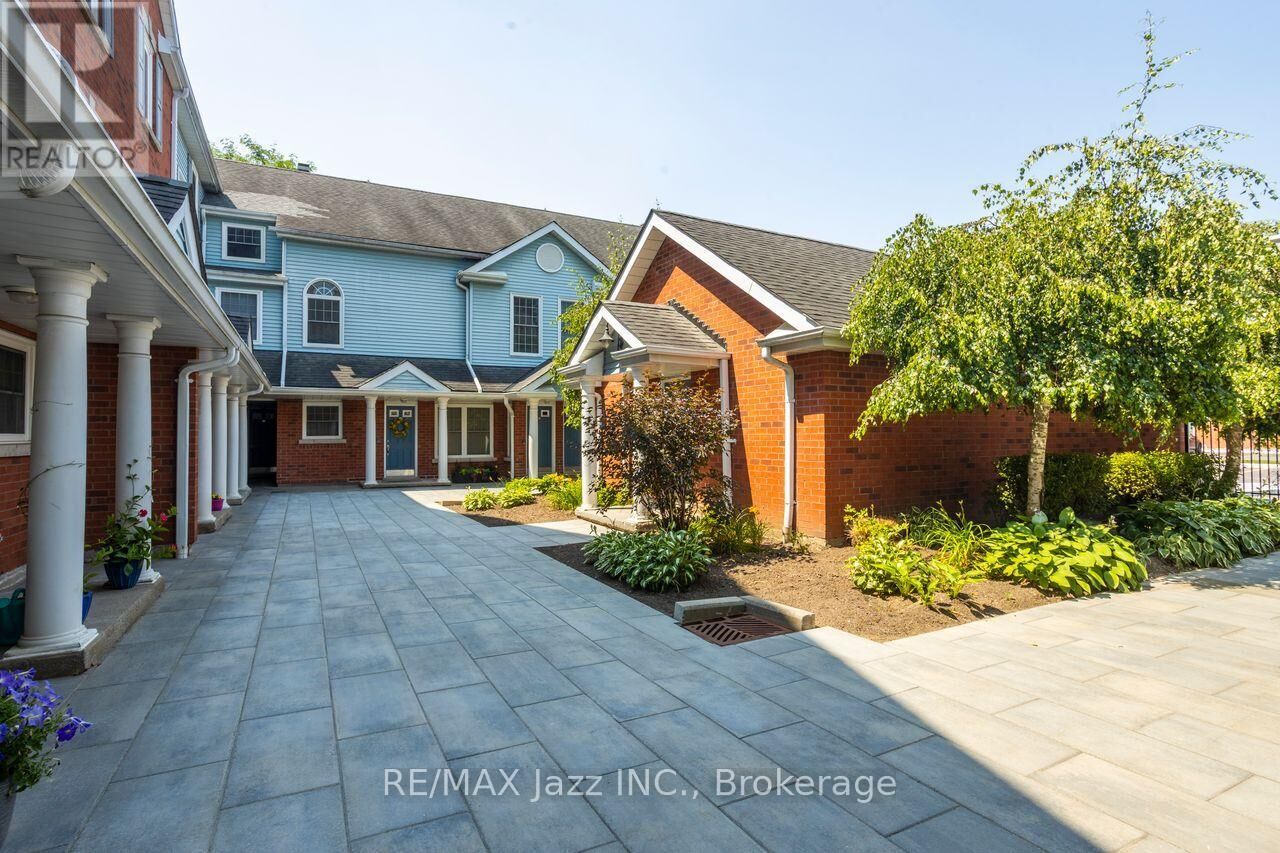 Property Photo:  1655 Nash Road C2  ON L1E 1S8 