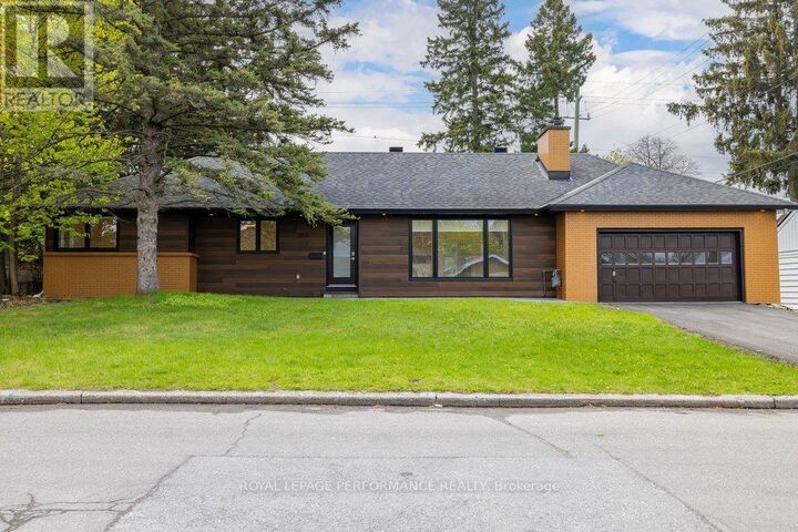 Property Photo:  180 Roger Road  ON K1H 5C8 