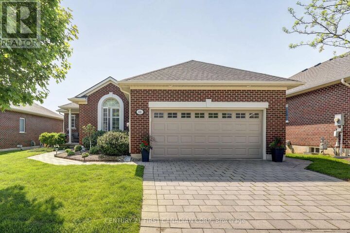 Property Photo:  101 Southgate Parkway 11  ON N5R 6L4 
