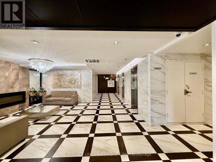 Property Photo:  100 Wingarden Court 1701  ON M1B 2P4 