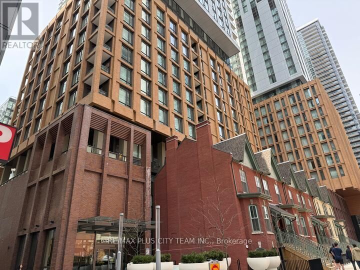 Property Photo: 8 Widmer Street 503 ON M5V 0W6
