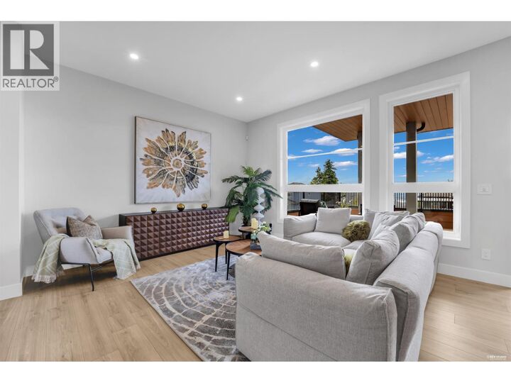 Property Photo:  946 Dansey Avenue  BC V3K 3G7 