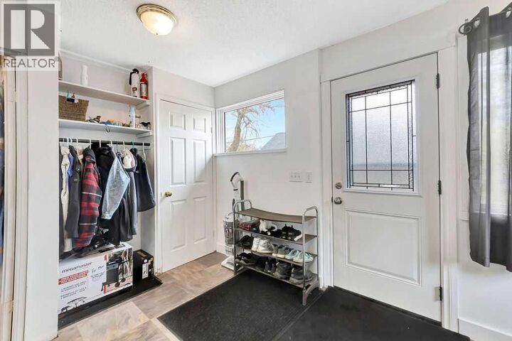 Property Photo: 5520 49 Street AB T9V 0L3