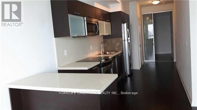 Property Photo: 386 Yonge Street 3116 ON M5B 0A5