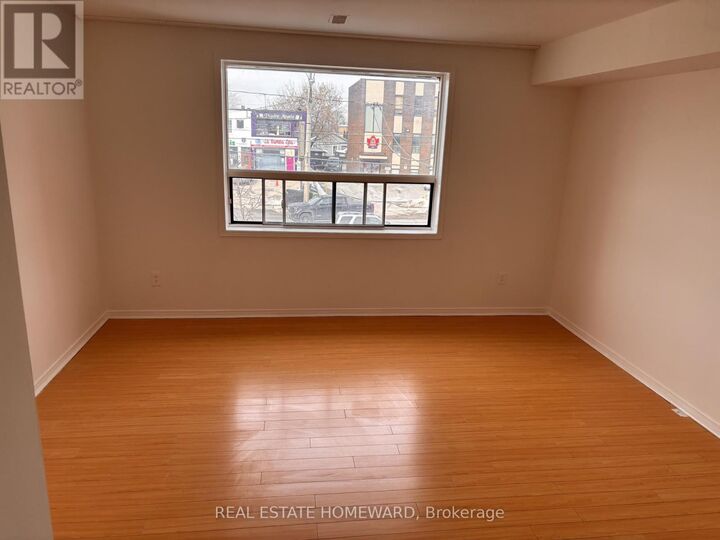 Property Photo:  879A Wilson Avenue Upper  ON M3K 1E6 