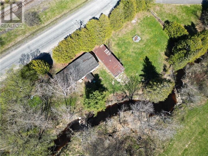 26 & 28 Algoma Street — photo 1