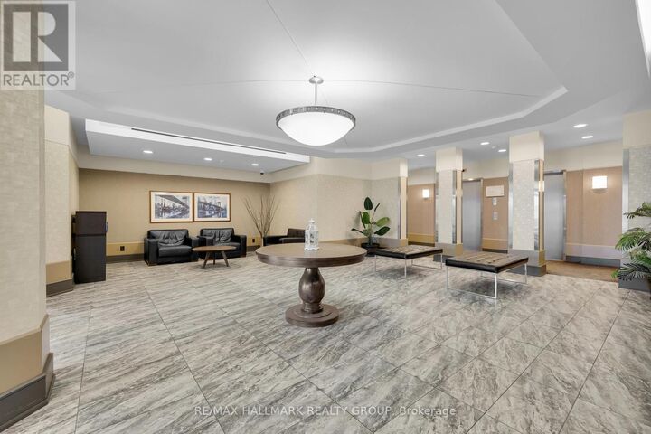 Property Photo:  310 Central Park Drive 6B  ON K2C 4G4 