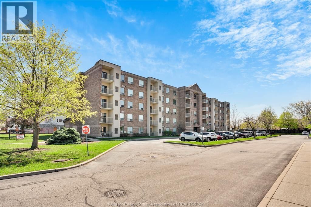 Property Photo:  8335 Wyandotte Street  ON N8S 4S8 