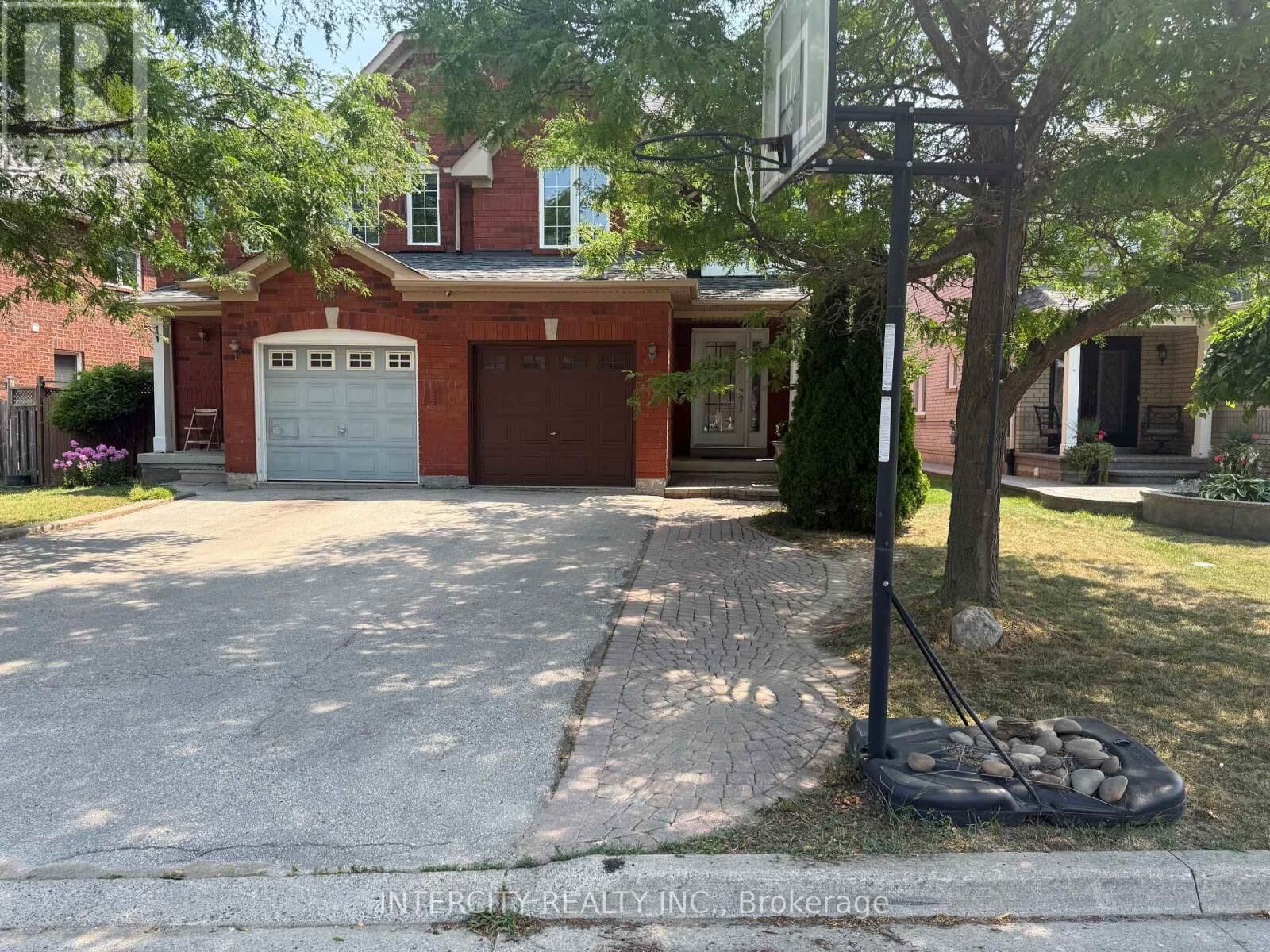 Property Photo:  7 Love Run Road  ON L6A 3M2 