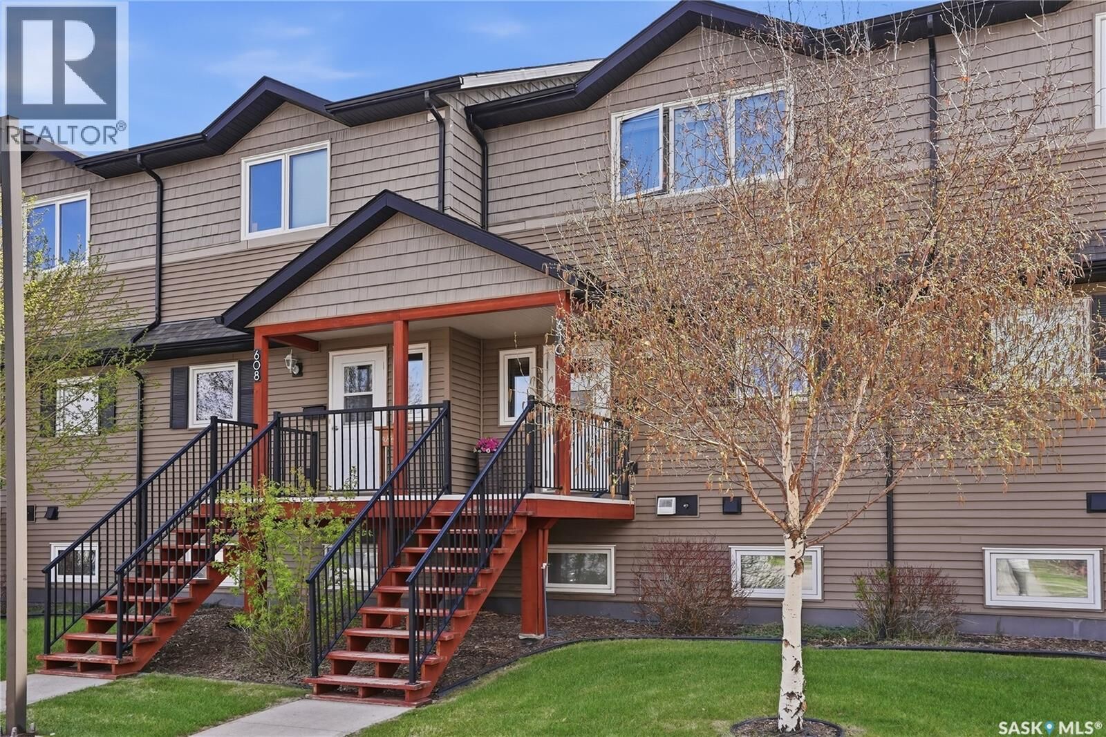 Property Photo:  610 110 Shillington Crescent  SK S7M 3Z8 