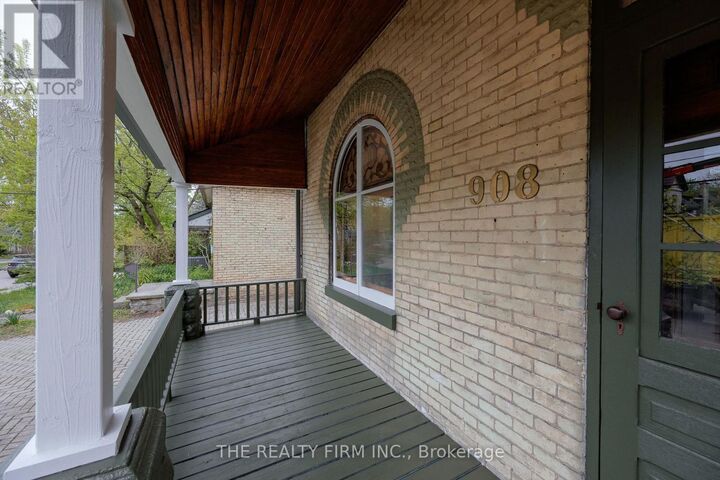 Property Photo: 908 Dufferin Avenue ON N5W 3K2