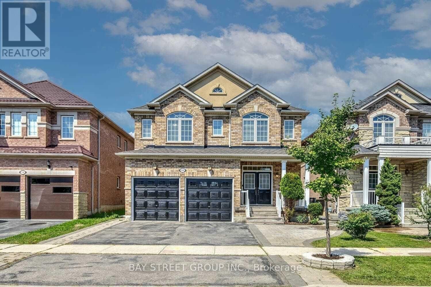 Property Photo:  134 Ascalon Drive Upper  ON L6A 0M4 