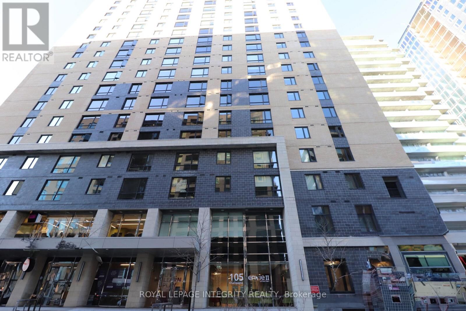 Property Photo: 105 Champagne Avenue South 2015 ON K1S 5E5