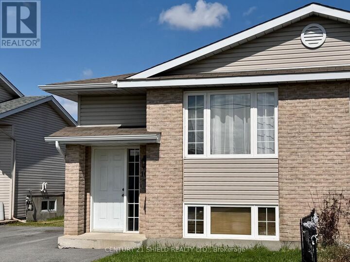 Property Photo: 101 McKenzie Street West ON K6K 1W2