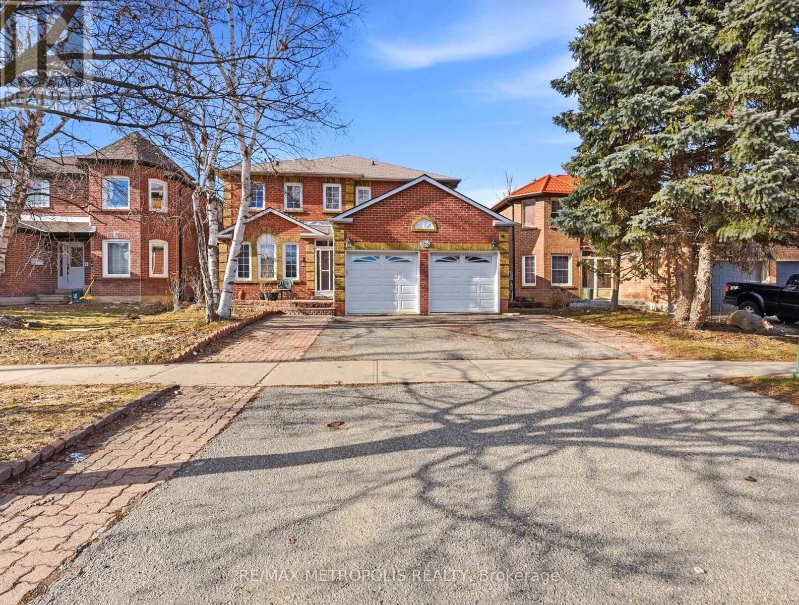 Property Photo:  584 Strouds Lane Bsmt  ON L1V 4S6 