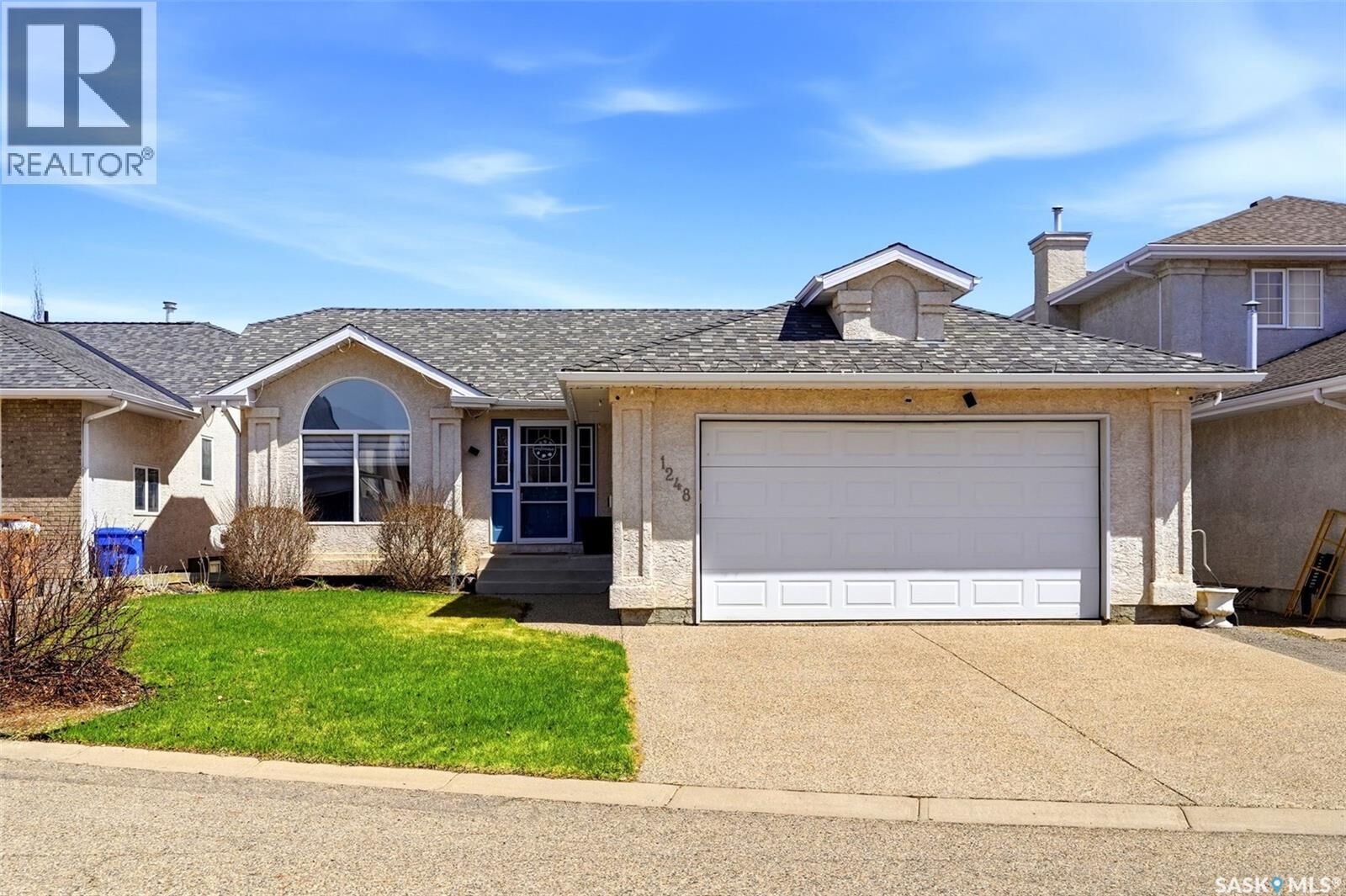 Photo de la propriété:  1248 Boehm Bay N  SK S4X 4M2 