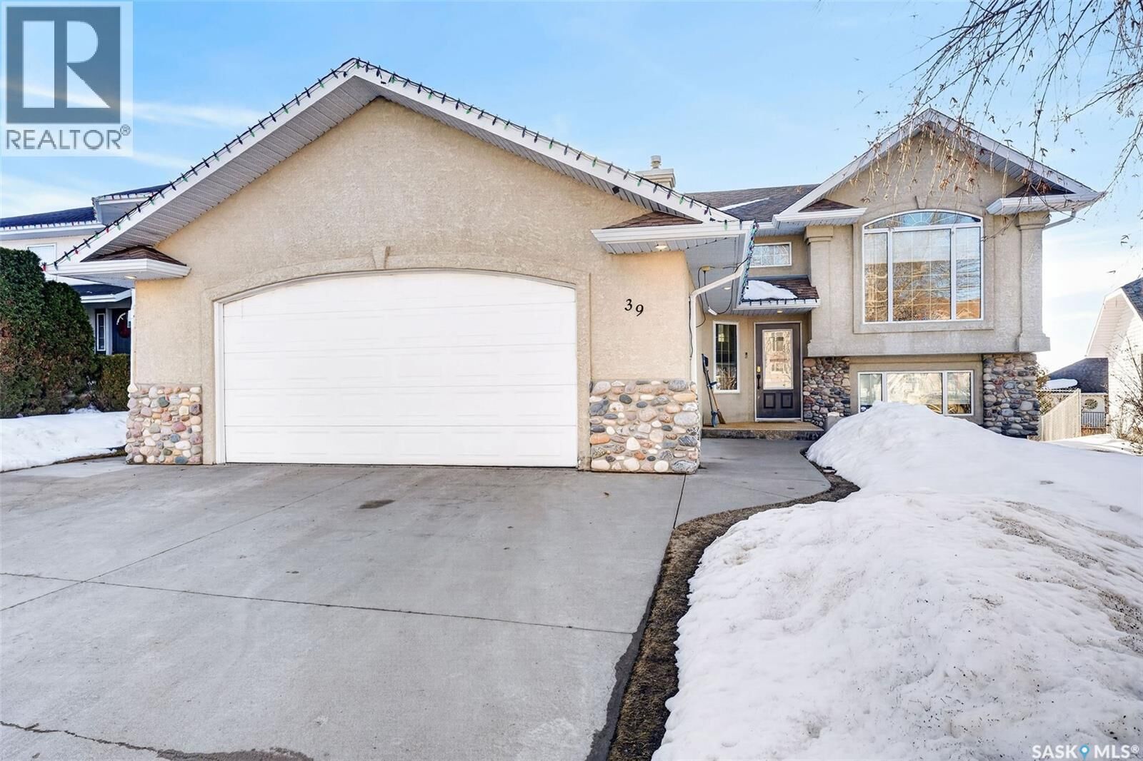 Property Photo:  39 McKnight Drive  SK S6V 7Z7 