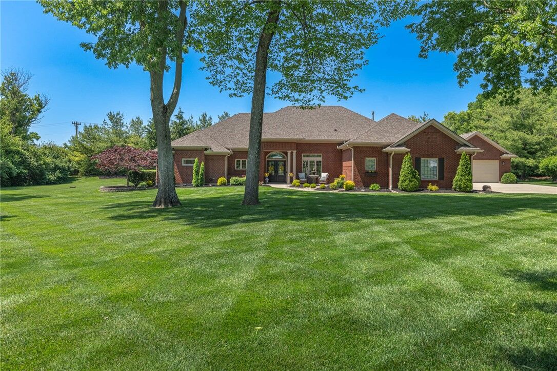 Property Photo: 7625 Deer Path Court OH 45066